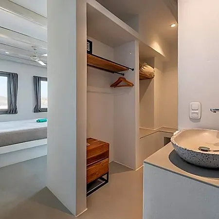 Cape 4* Parikia (Paros)